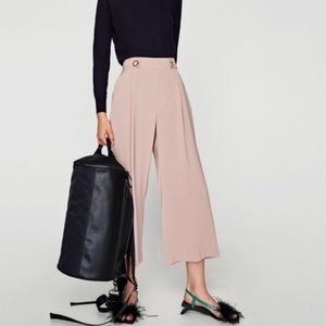 Zara Basics- Pink palazzo pants, Size M, front gold clasps